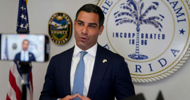 Alcalde de Miami Francis Suárez suspende candidatura a Presidencia de EE.UU. 