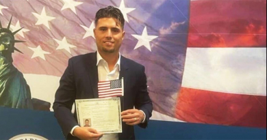 Villaclareño Aledmys Díaz ya es ciudadano americano