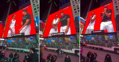 "Flores" de Leoni Torres y Chris Tamayo en pantalla de Times Square