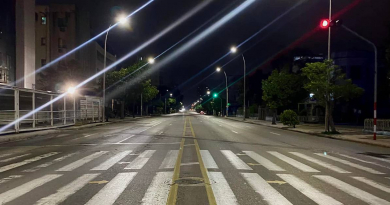 Así luce la Calle 23 de noche por crisis del transporte en Cuba