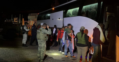 Detienen a 163 migrantes cubanos en Puebla, México