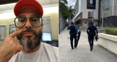 Otaola entrega sus armas de fuego a la Policía de Miami tras orden de alejamiento