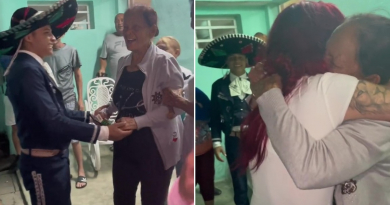 Joven viaja a Cuba y sorprende a su madre con mariachis