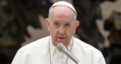 Preocupa salud del Papa Francisco: Tiene problemas respiratorios y de movilidad