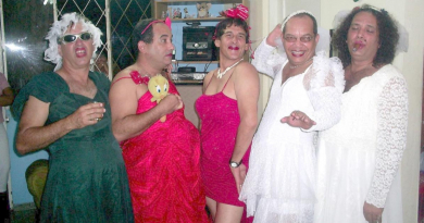 Actor Rafael Lahera desclasifica foto de divertida fiesta con colegas en Cuba