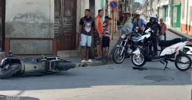 Lesionados tras choque entre dos motos eléctricas en Bayamo