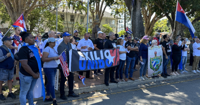 Exiliados realizan caminata en Miami por la libertad de Cuba