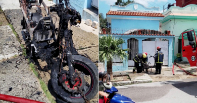 Se incendia moto eléctrica en La Habana