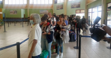 Retorno de cuarto grupo de cubanos varados en Haití
