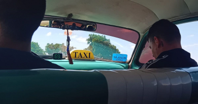 Cubana asombrada porque taxista le cobró menos por viaje en La Habana: “No todos son iguales”