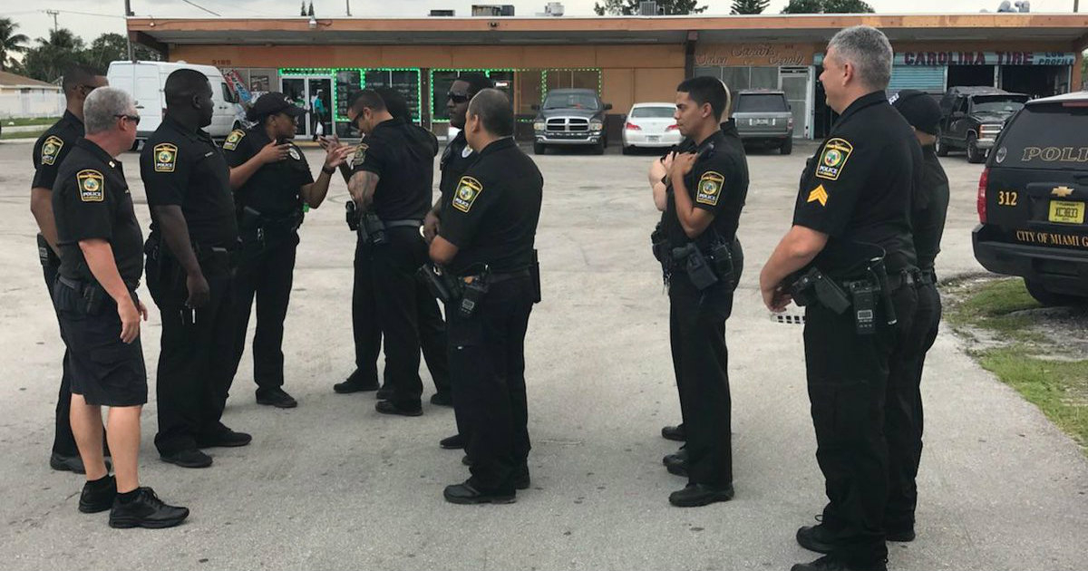 Policías de Miami Gardens, en una foto de archivo. © Policía de Miami Gardens / Twitter.