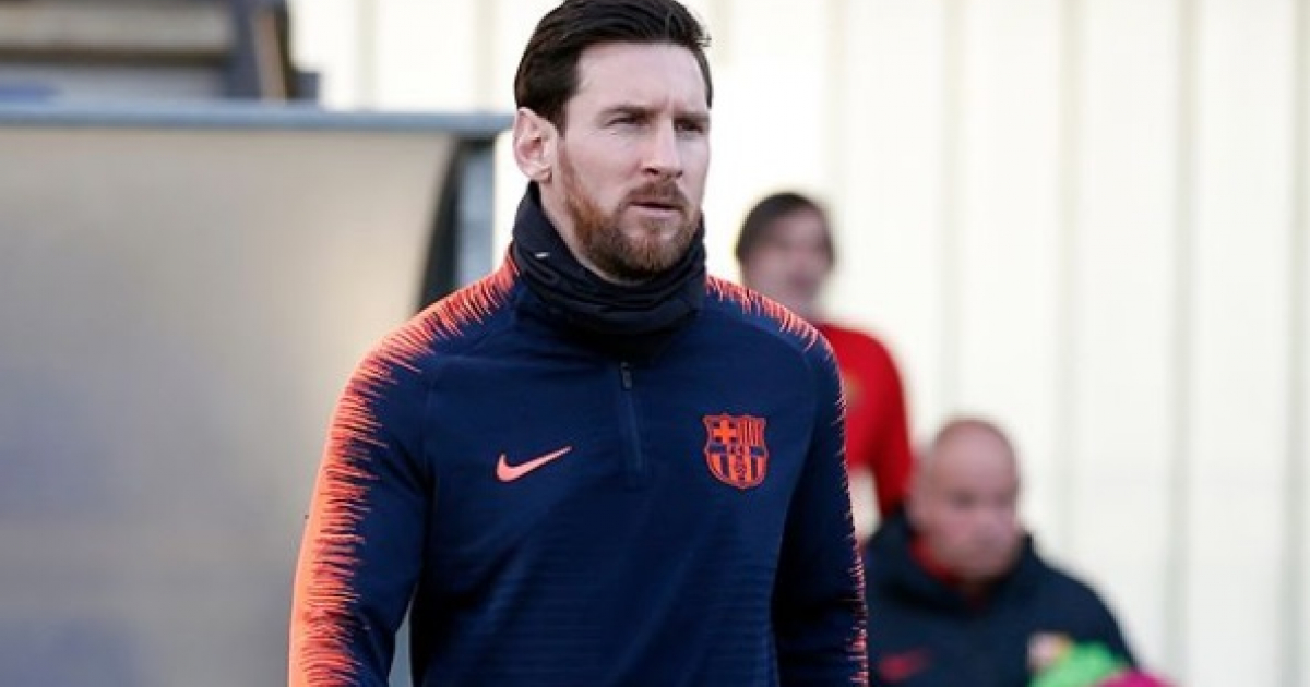 Leo Messi se dirige a entrenar con el Barça en la Ciutat Esportiva Joan Gamper © Instagram / Leo Messi