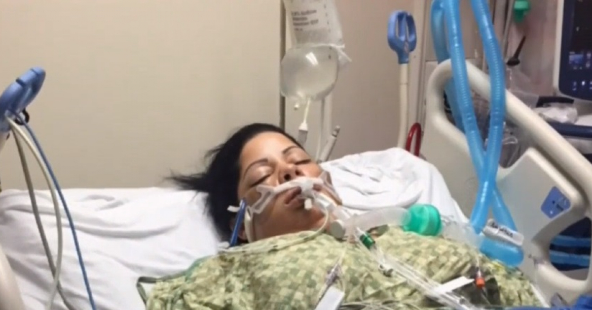 La cubana Adianet Galbán González durante su ingreso en el Hospital Kendall Regional © Telemundo51