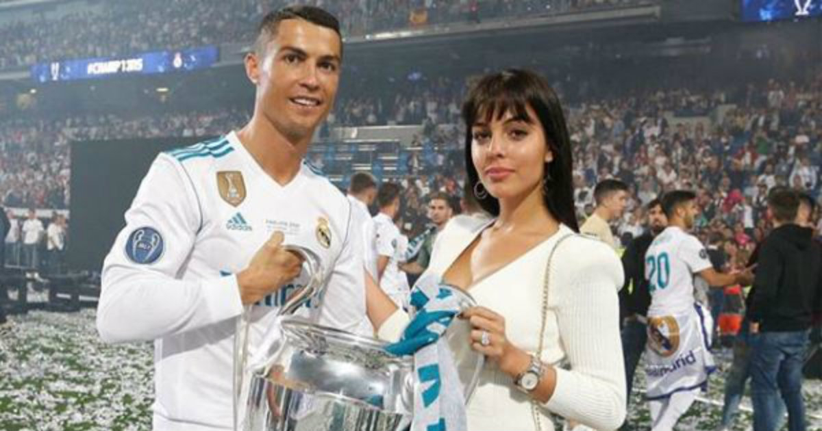 Cristiano Ronaldo (i) y su novia Georgina (d) © Instagram/georginagio