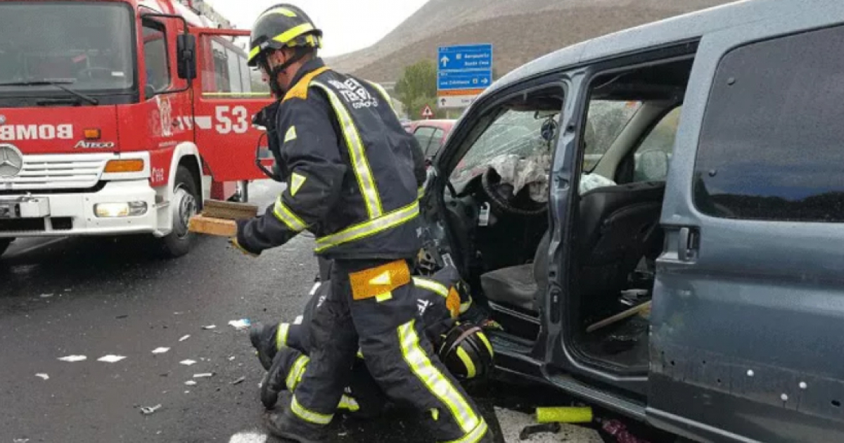 Accidente en Tenerife © 7.7 Radio