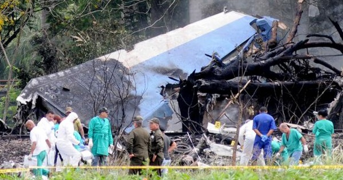 Restos del avión siniestrado en La Habana © ACN