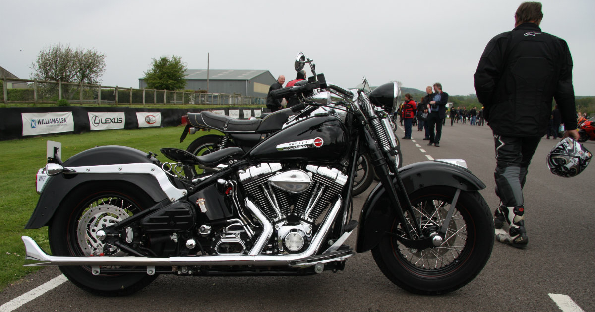 Motocicletas marca Harley Davidson © Flickr/Brian Snelson