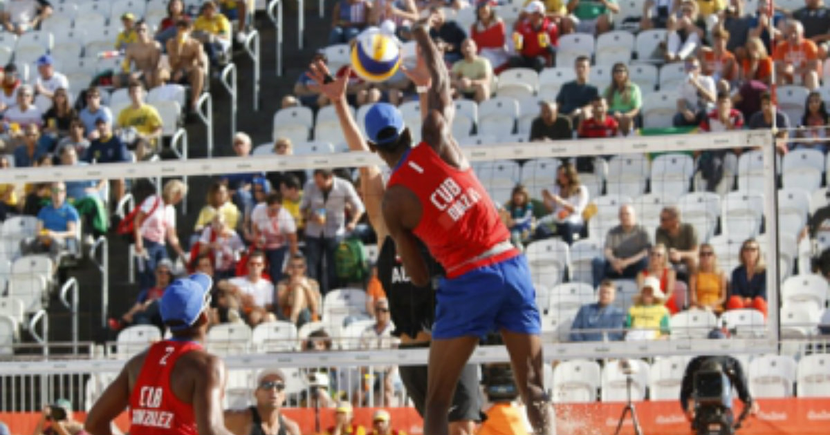 Equipo Cuba de Voleybol playa. © Cubasí.