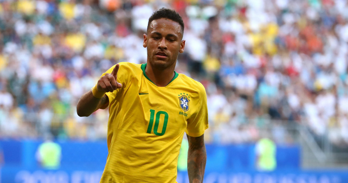 Neymar señala con el dedo durante el partido de octavos ante México en el Mundial de Rusia © REUTERS / Michael Dalde