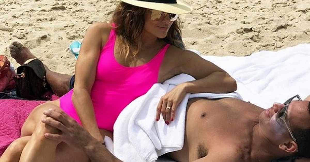 JLo y ARod en la playa © Instagram / Jennifer Lopez