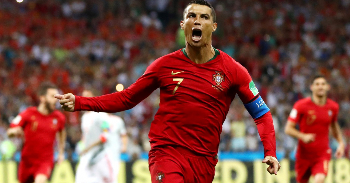 Cristiano Ronaldo le marca a España © FIFA World Cup 