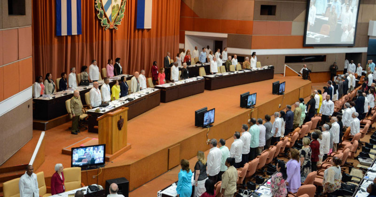 Debates en la Asamblea Nacional de Cuba © ACN