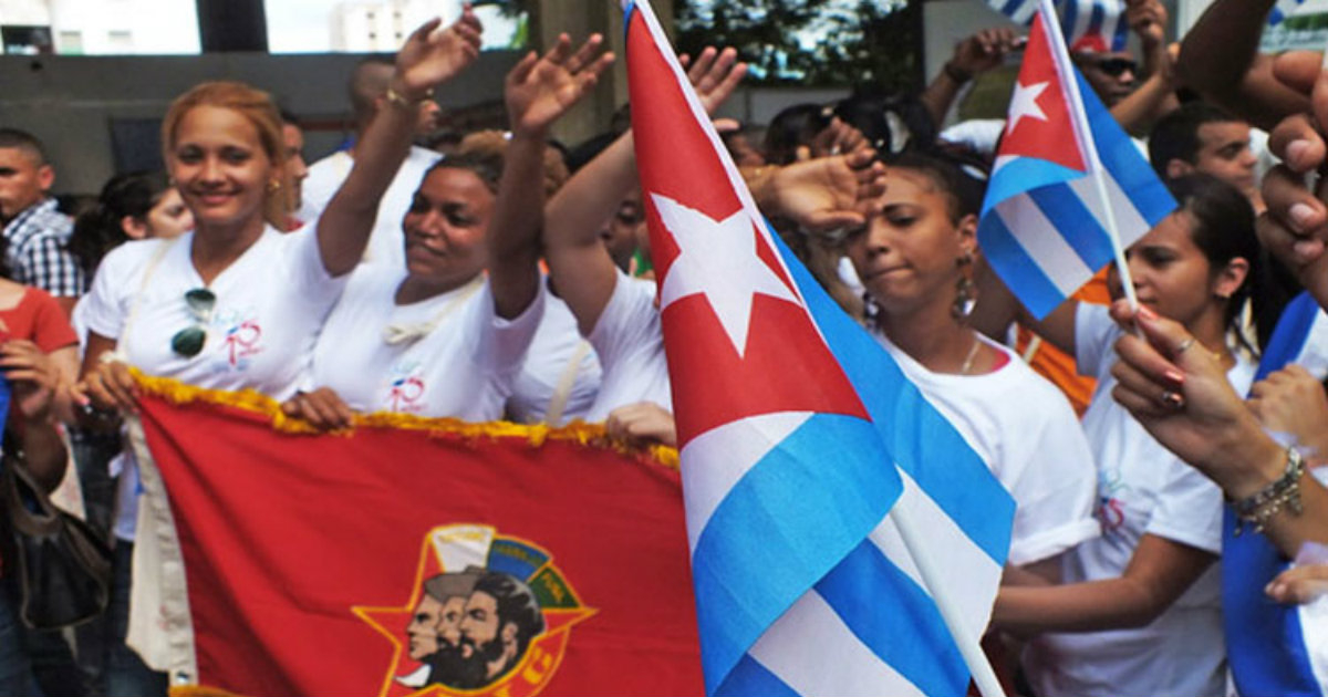 Jóvenes comunistas de Cuba. © Telecubanacán.