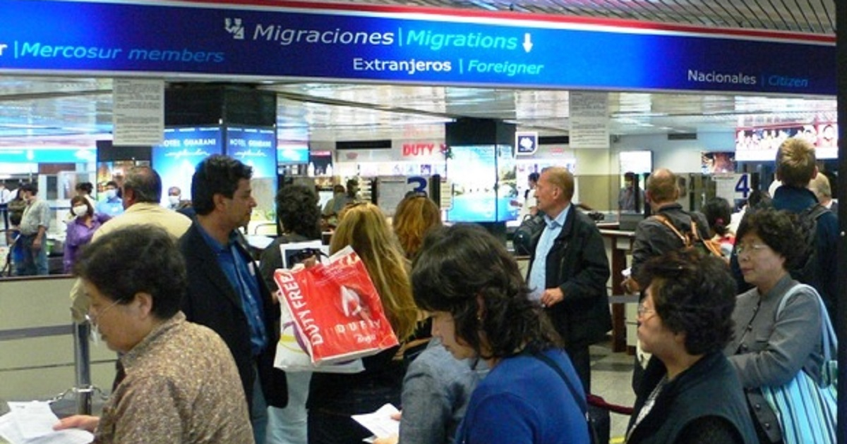 Control de migración © Wikimedia Commons