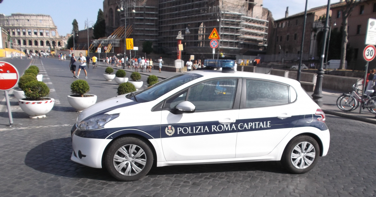 Policía de Roma © Wikimedia Commons