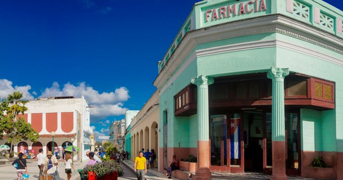 Farmacia Campa, en Cienfuegos © ACN