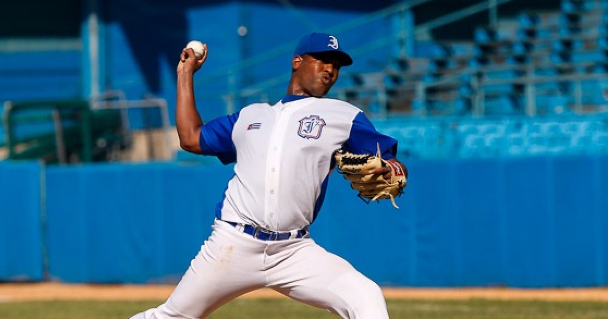 Béisbol cubano © Béisbol/Calixto N. Llanes