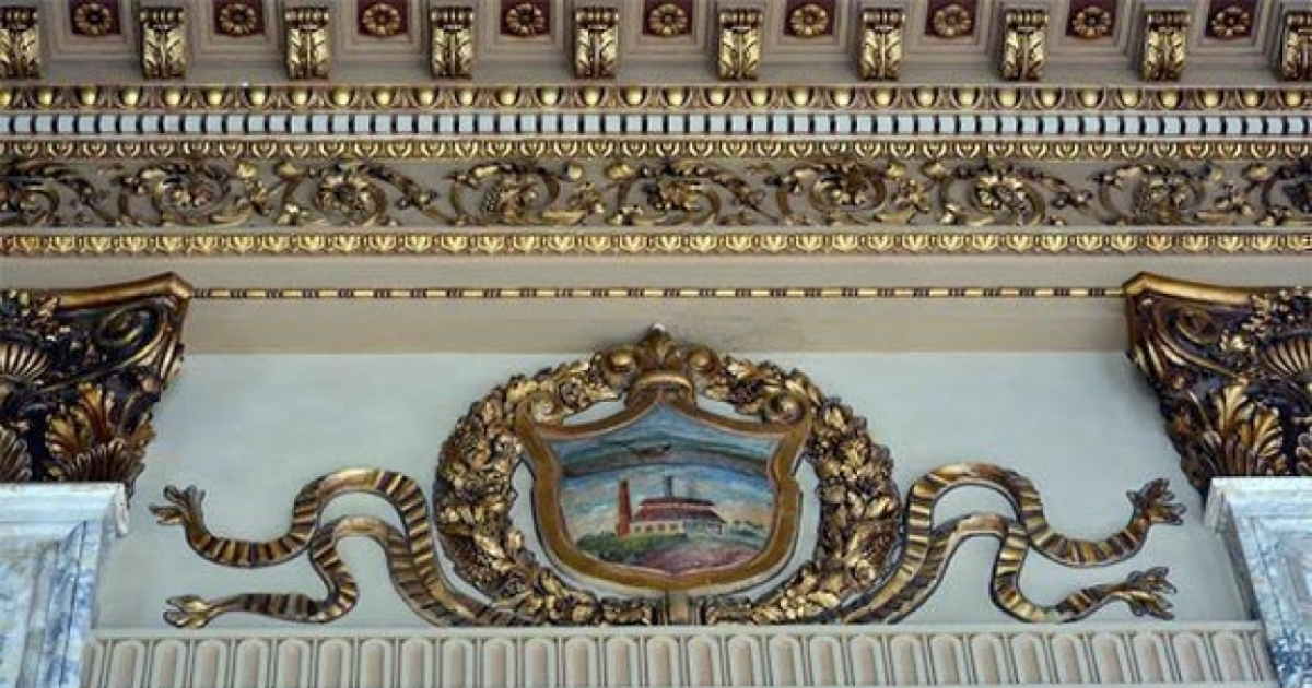 Antiguo escudo de Las Villas, en el Salón de los Escudos. © Cubadebate/ Tony Hernández Mena/ ANPP.