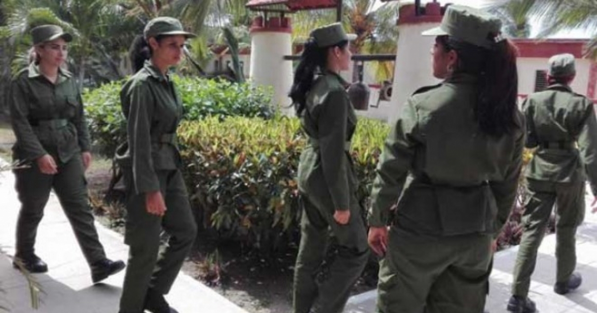 Servicio militar femenino en Las Tunas. © Periódico 26/ Rosa María Ramírez Reyes