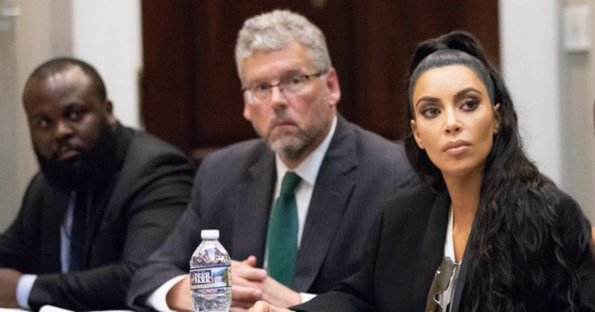 Kim Kardashian asiste una reunión en la Casa Blanca © Instagram
