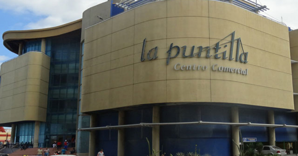 Centro comercial La Puntilla © Cubadebate