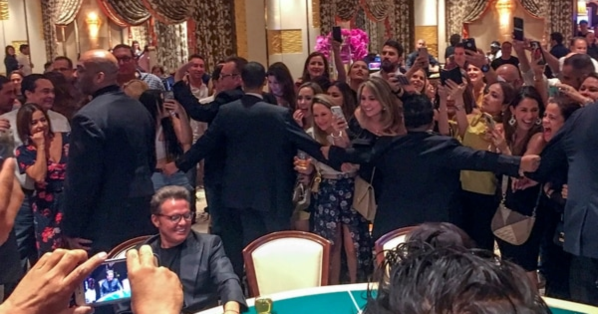 Luis Miguel causa furor en Las Vegas © Instagram / donazteca