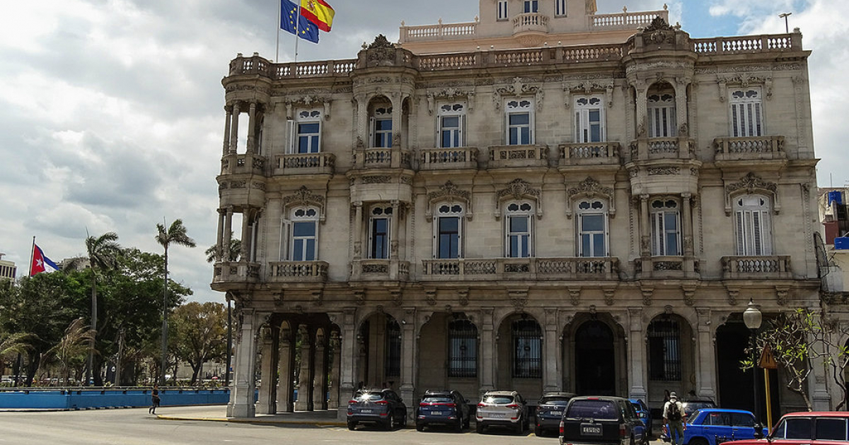Embajada de España en La Habana en una imagen de archivo © CiberCuba