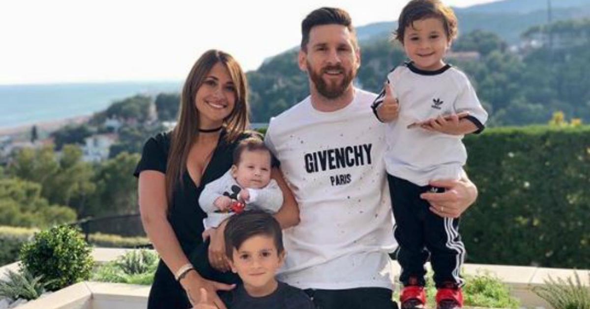 Leo Messi, Antonella Rocuzzo junto a sus hijos Thiago, Mateo y Ciro © Instagram / Leo Messi