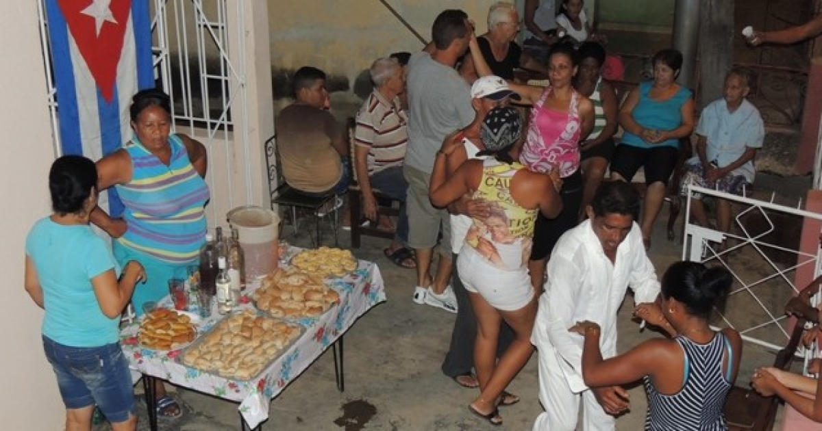 Fiesta de los CDR en Cuba © cnctv.icrt.cu