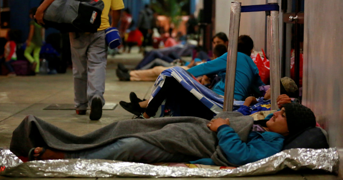 Inmigrantes venezolanos en Centro Binacional de Servicios Fronterizos del Perú, en la frontera con Ecuador, en Tumbes © REUTERS/Douglas Juarez
