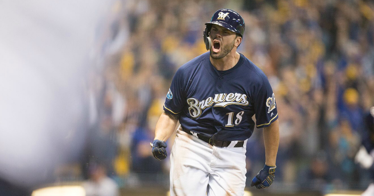 Mike Moustakas © Milwaukee Brewers/Twitter