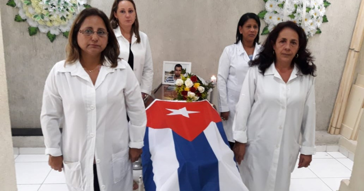 Compañeros rinden homenaje a Jaime Alfonso Martínez, el médico cubano fallecido en Brasil © Brigada Medica Cubana En Brasil