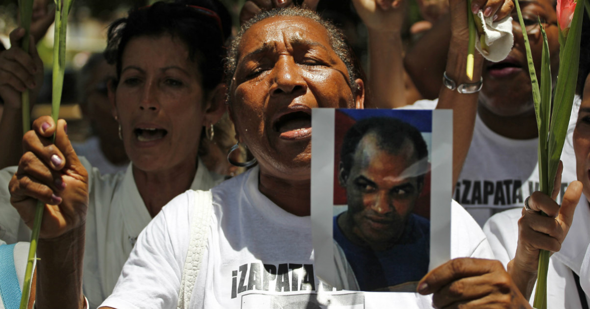 La madre de Orlando Zapata Tamayo © REUTERS/Desmond Boylan
