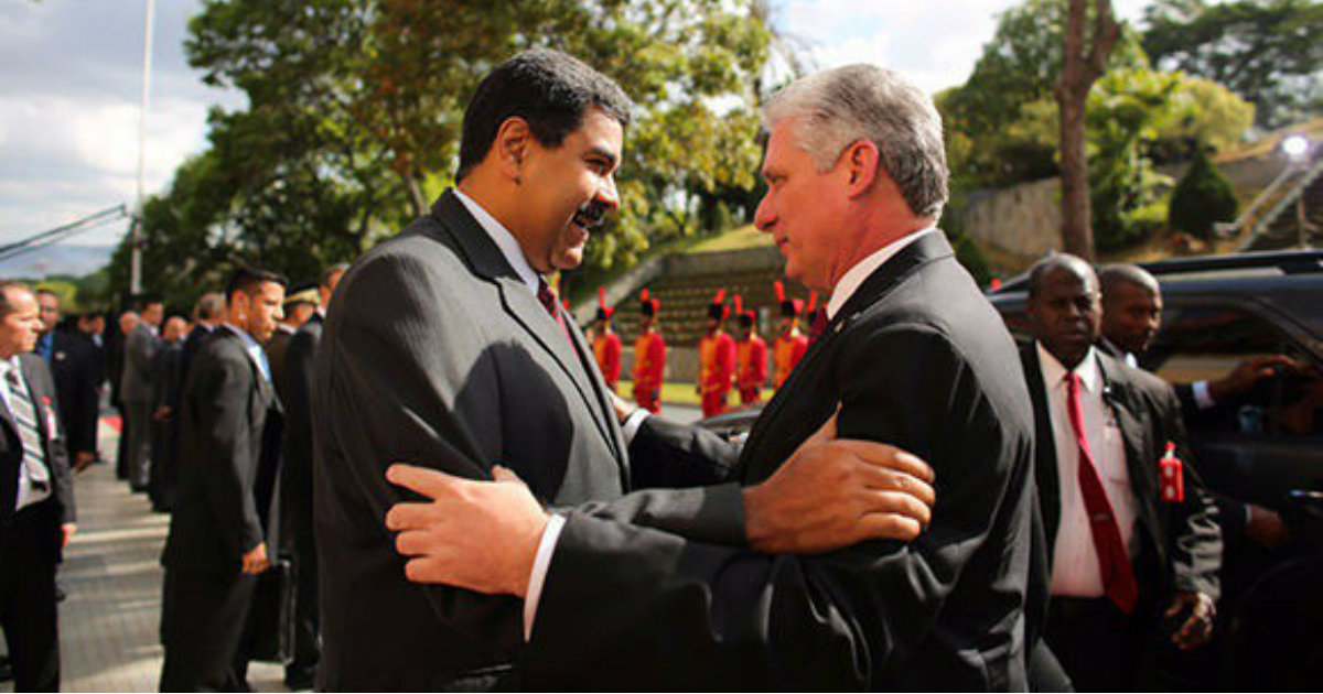 Nicolás Maduro (i) y Miguel Díaz-Canel (d) © Twitter/PresidencialVen
