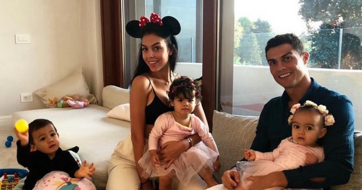 Cristiano Ronaldo y su familia © Instagram del futbolista