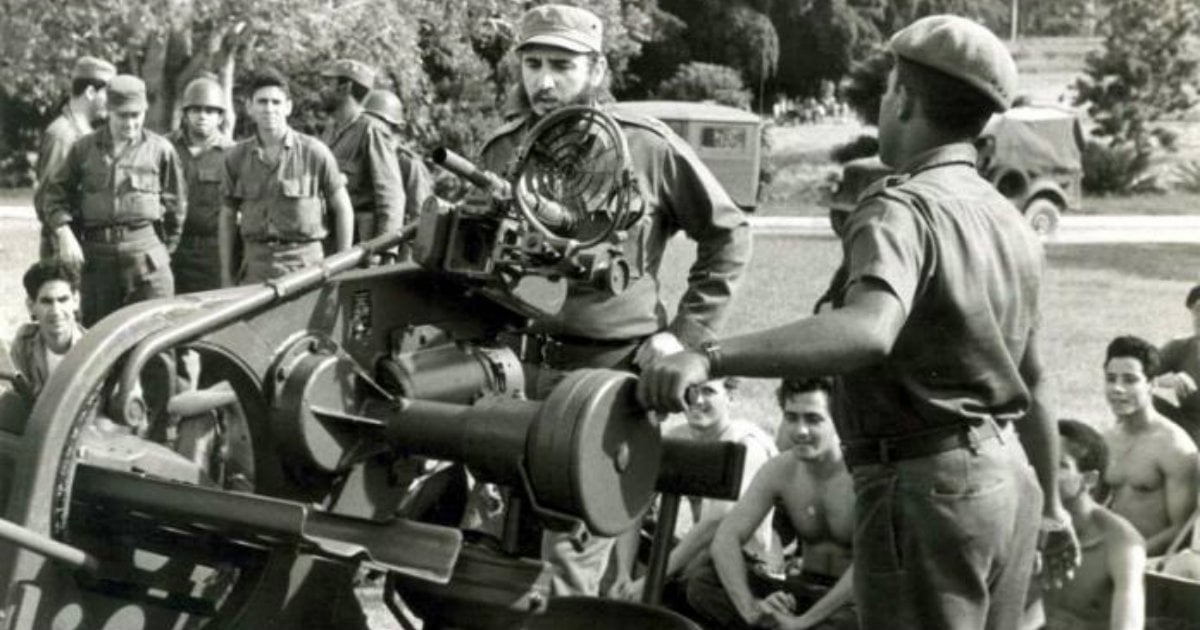 Fidel Castro, durante la crisis de los misiles. © Archivo / Granma