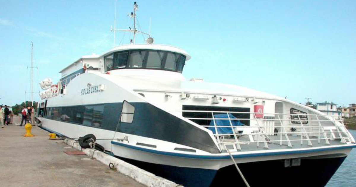 Barco de Nueva Gerona. © Granma