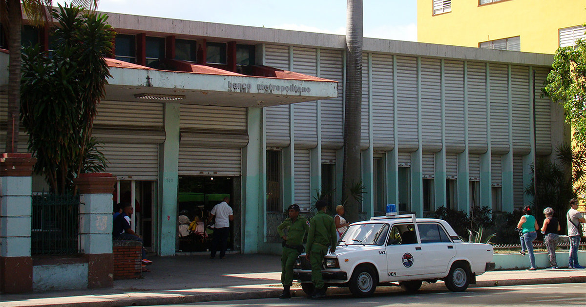 Sucursal del Banco Metropolitano en La Habana. © Cibercuba