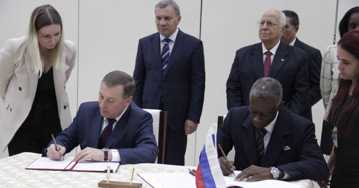 Firma de los acuerdos entre Cuba y Rusia © ACN