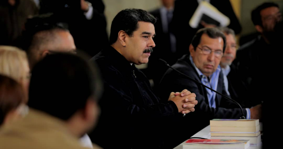 El presidente de Venezuela, en una reunión en Caracas. © Twitter / Nicolás Maduro